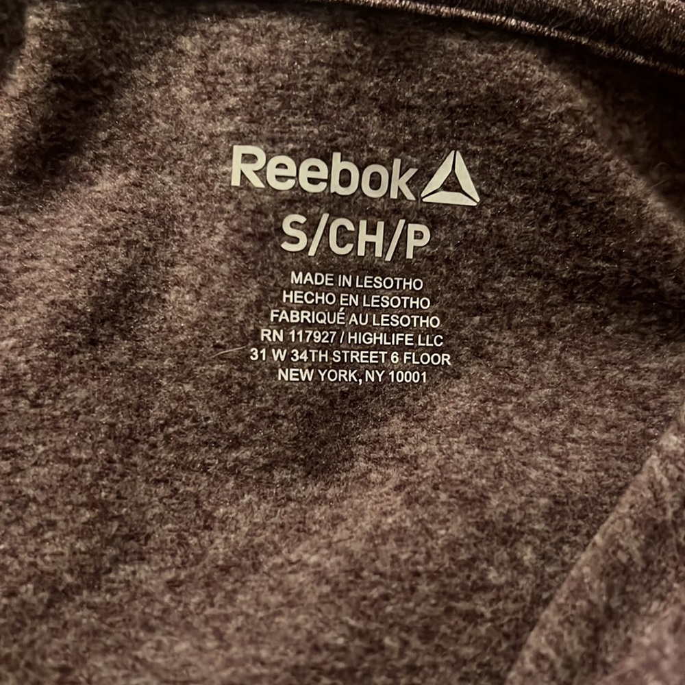 Purple Reebok top - Picture 4 of 4